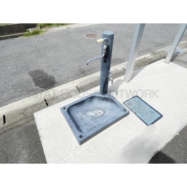 ペット専用水栓(足洗い場)