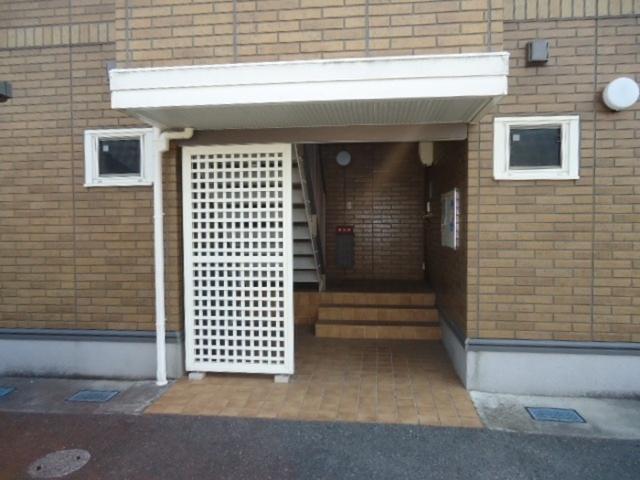 ウエストヴィラ宇部（101） エントランス
