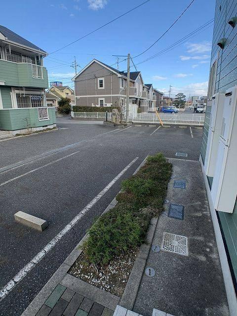 ＭＩＺＵＫＩ一番館Ｂ（102） 駐車場