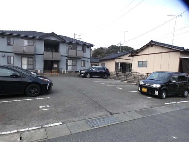 ハピネス　B棟（B202） 駐車場