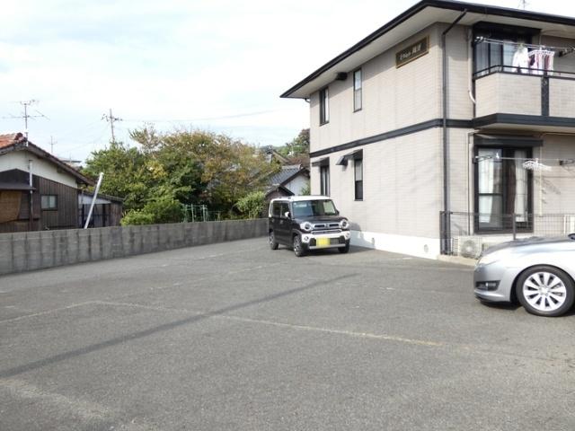 セジュール風夏（201） 駐車場