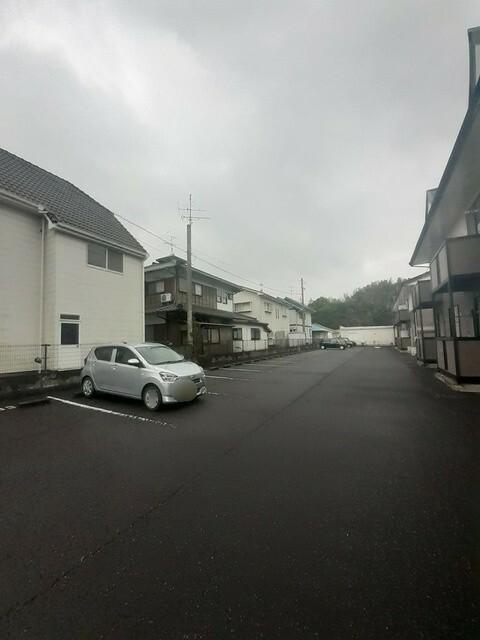 エスポワール　Ａ（102） 駐車場