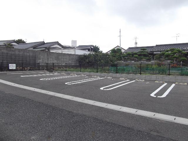 ル・ソレイユ（102） 駐車場