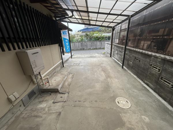 宇部市末広町　戸建て住宅 駐車場