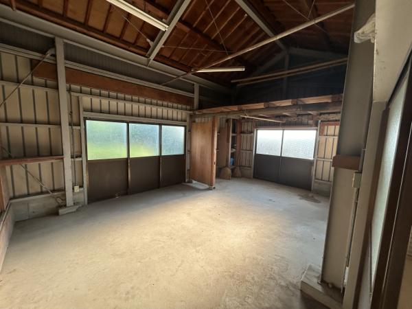 宇部市大字車地　戸建て住宅 駐車場