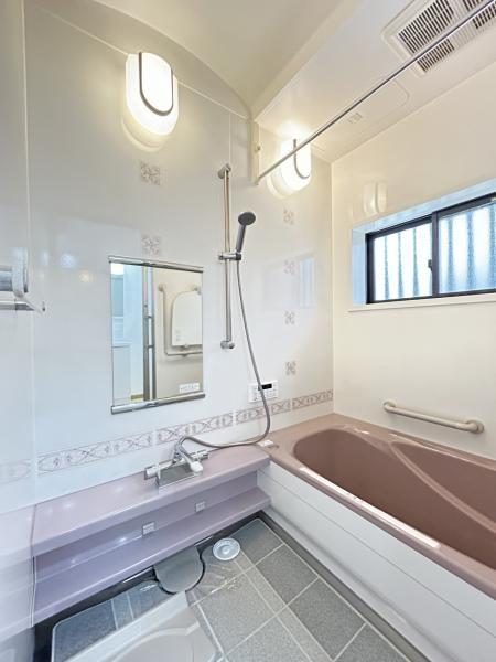 宇部市末広町　戸建て住宅 バス／シャワー
