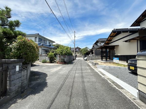 宇部市末広町　戸建て住宅 前面道路含む現地写真