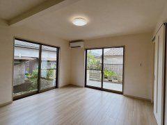宇部市開４丁目　戸建て リビング