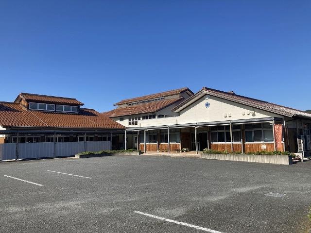 山口市立徳佐小学校
