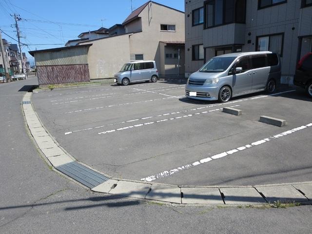 サニーコーポ（202） 駐車場