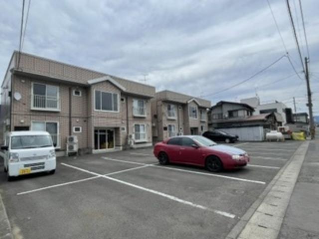 サンモール稲田Ａ（201） 駐車場