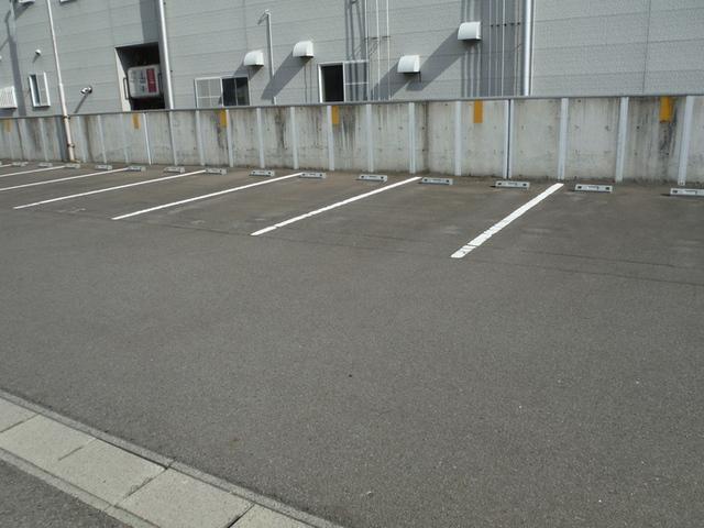 Ｂｉｚ ＳＴＡＹ 弘前（307） 駐車場