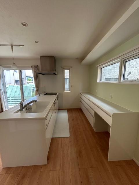 泉野一丁目　中古住宅 キッチン