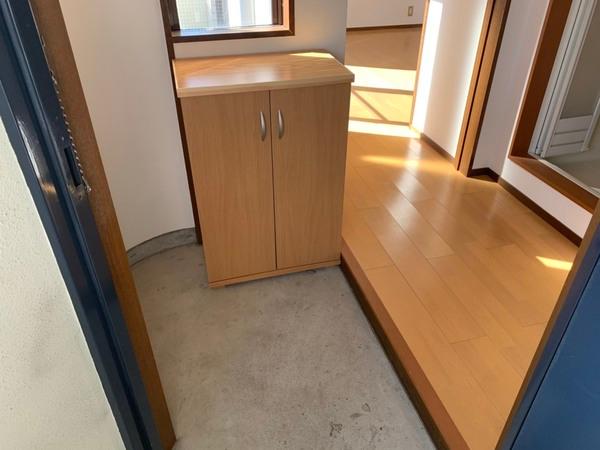山田ビル（301） 玄関