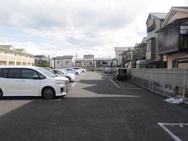 ボア・ビスタ（101） 駐車場