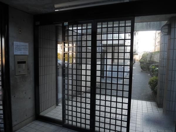 カーサIKUSHIMA（207） エントランス