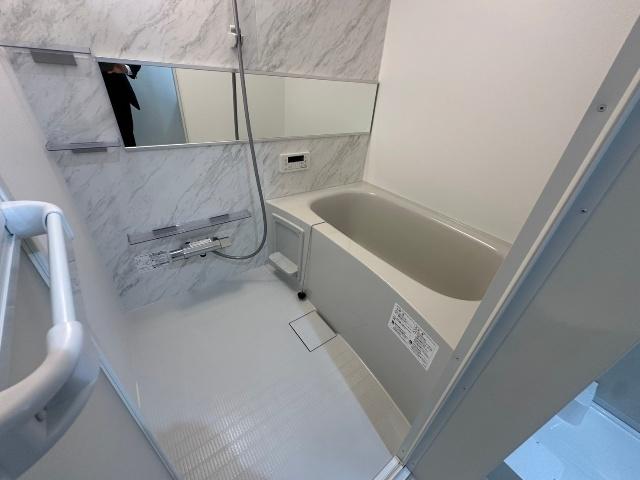 KRM RESIDENCE NAGAOKATENJIN（106） バス／シャワー