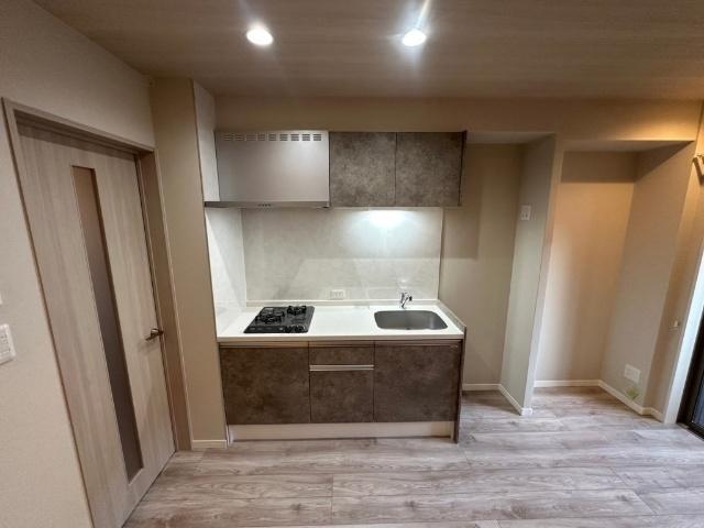 KRM RESIDENCE NAGAOKATENJIN（106） キッチン