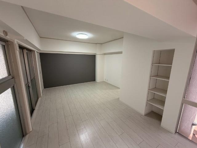 御池ロイヤルマンション（4B） リビング
