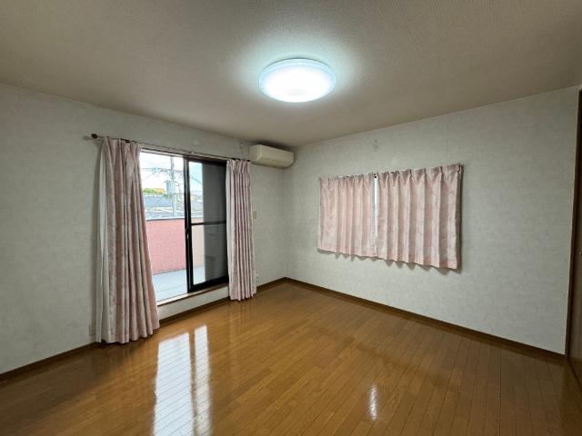伊勢田町毛語(一戸建) 室内