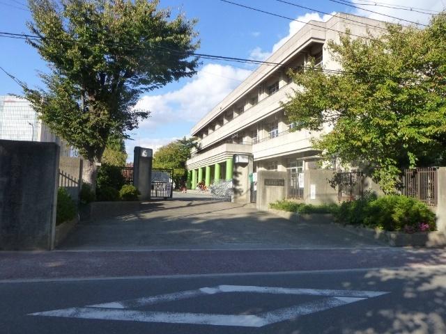 長岡京市立長岡第九小学校：1308m