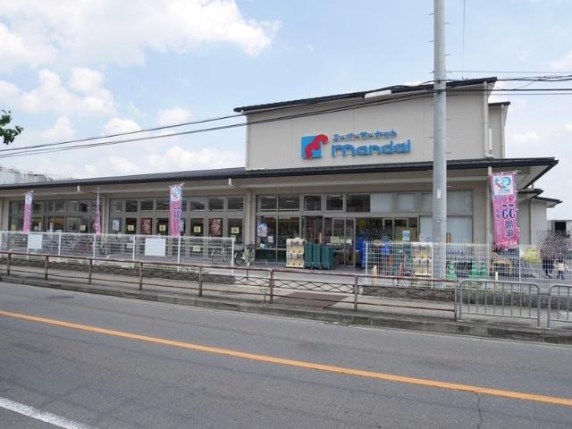 万代樫原店：185m