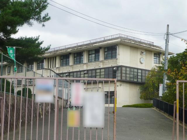 向日市立第6向陽小学校：1367m