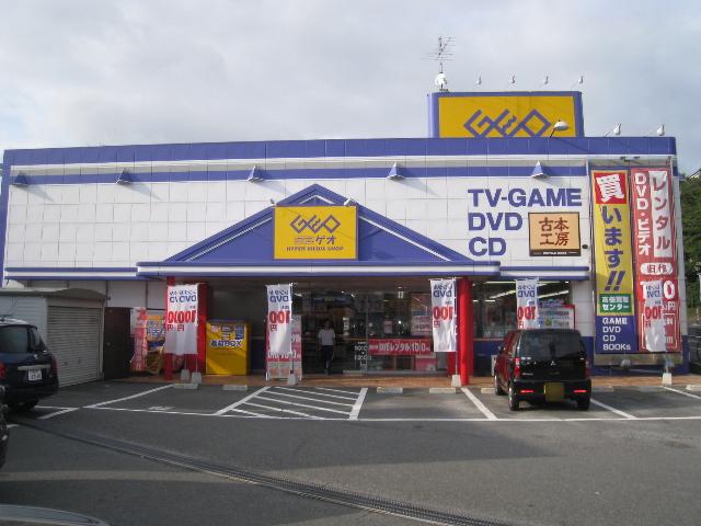 ゲオ向日店：1671m