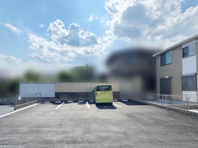 リントゥコト 駐車場