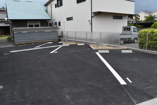 ガーデン善峯道（102） 駐車場