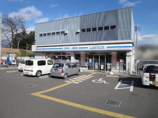 ローソン長岡京ガラシャ通店：290m