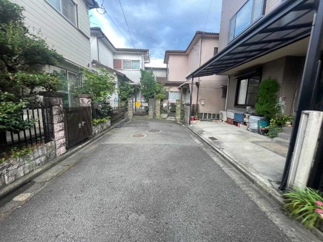 乙訓郡大山崎町大山崎堀尻　中古住宅 前面道路含む現地写真
