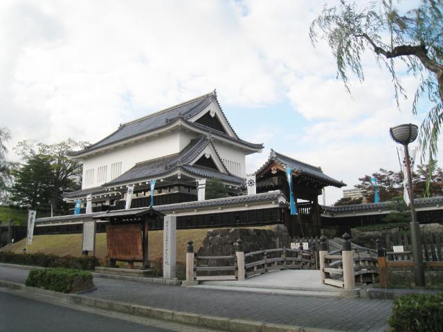 勝竜寺城公園