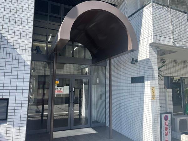スペリオン伏見 エントランス