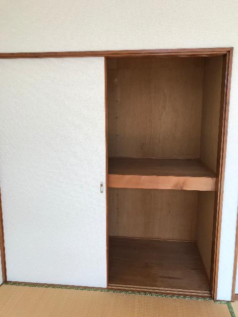 ファーストハイツ鳩塚 収納