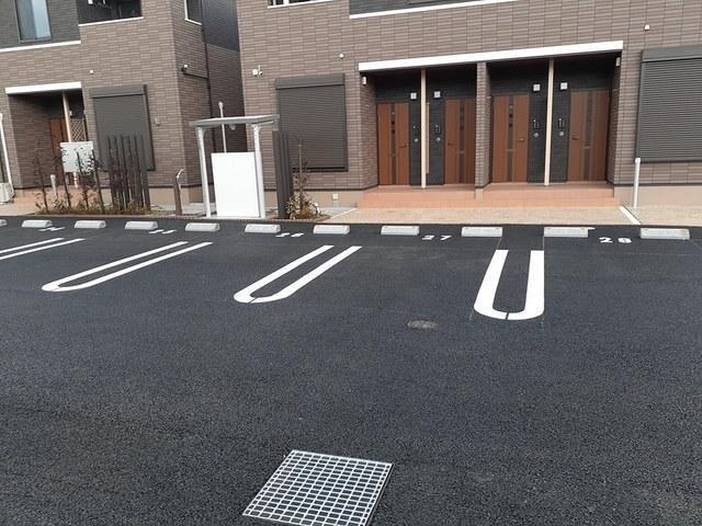 グランドソレイユＡ（101） 駐車場