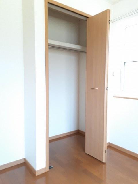 サンライト若松　Ⅱ（101） 収納