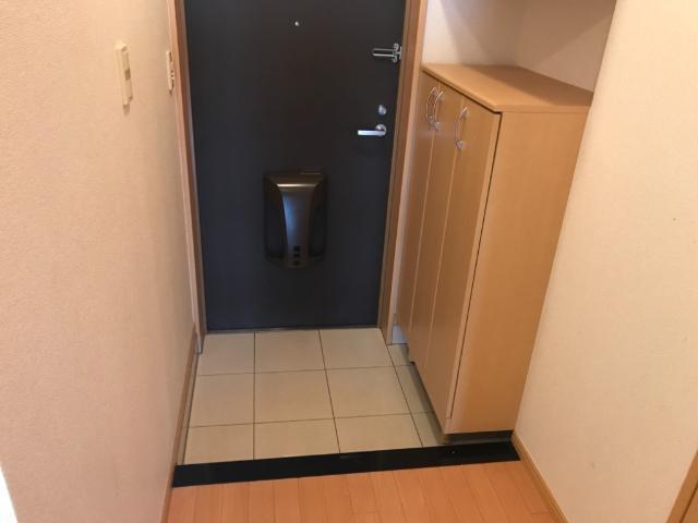 アリュール 玄関