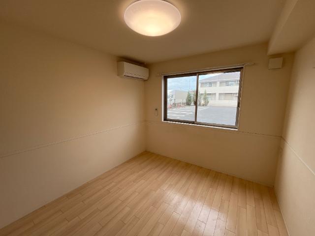 シャロームコートJ 部屋画像