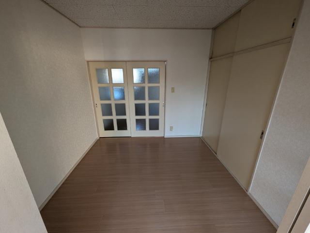 エルヴィーナ旭ヶ丘B棟（102） 室内