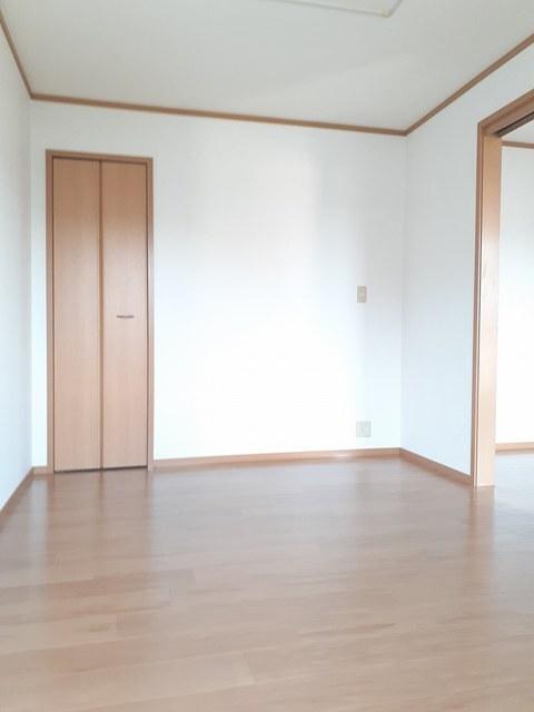 エレガンシアⅡ（203） 室内
