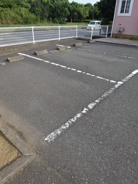 Ｋ・レジデンスⅠ（202） 駐車場