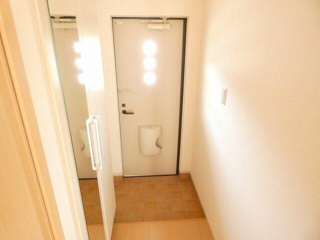 グランパール延方Ⅰ（101） 玄関