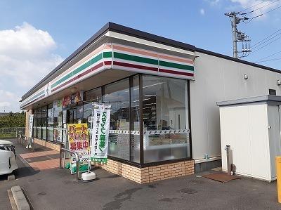 セブンイレブン 神栖平泉店：62m
