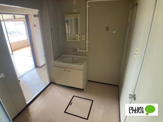 知手マンション（404） 洗面