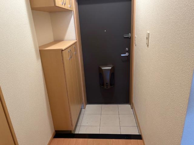 アリュール 玄関