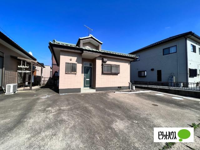 小倉アパート（002） 駐車場