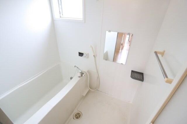 ロイヤルスクエア　Ｂ（102） 部屋画像