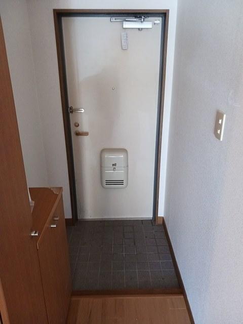 パレス　オダ（101） 玄関