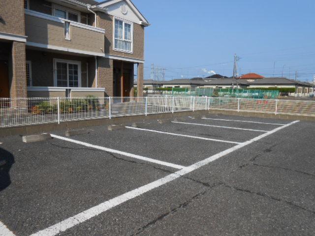 マウントリヴァ２００１（303） 駐車場